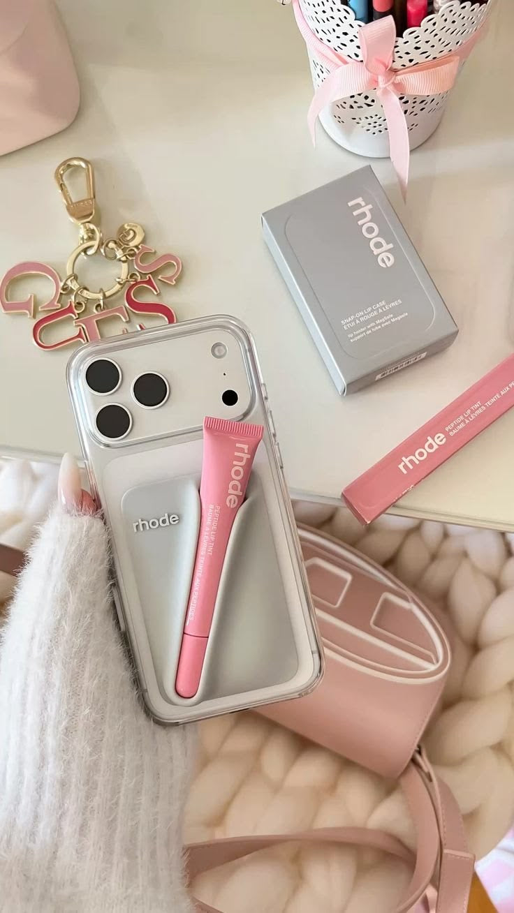 Snap On Lip Case